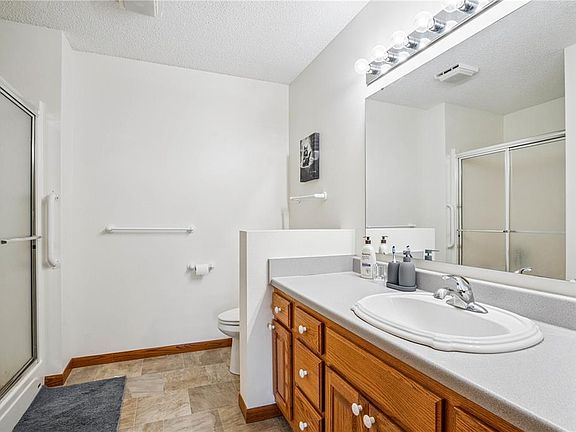 5th image of 513 Sugar Creek Ln