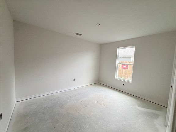 4th image of 9122 Neesa Dr