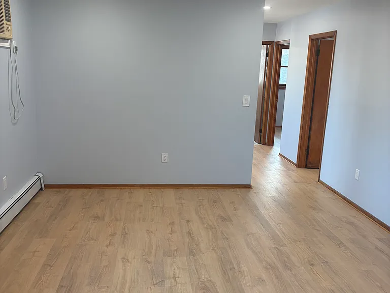 361 Commercial Ave #1 — Photo 8
