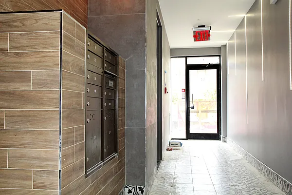 Rented by Rennit Inc. | media 49