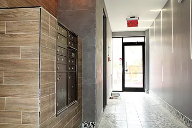 Rented by Rennit Inc.