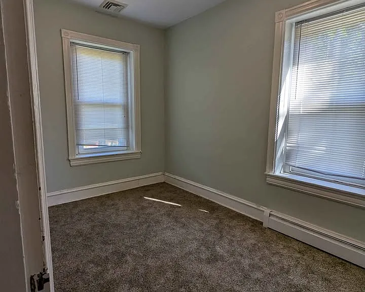 115 Main St #3 — Photo 6