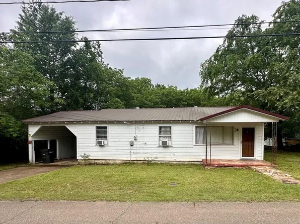 502 Wake St, Broken Bow, OK 74728