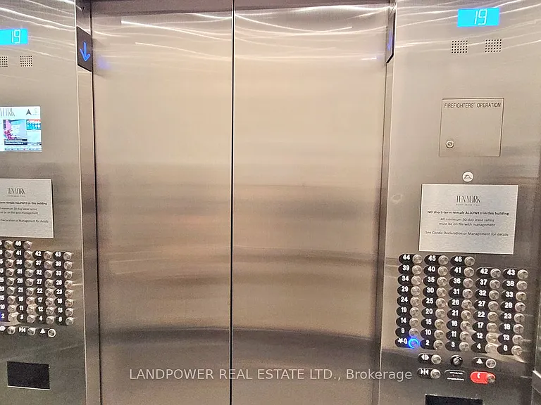 10 York St #3802 — Photo 28