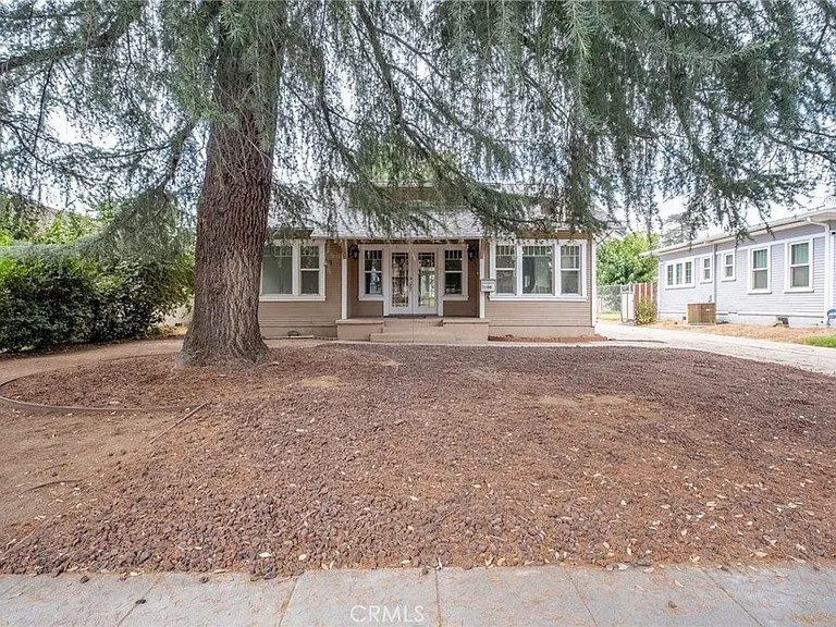 809 E Colton Ave — Photo 30