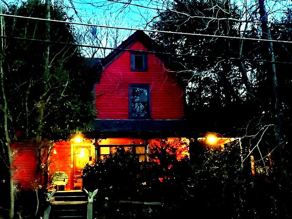 1st image of 1008 Haywood St