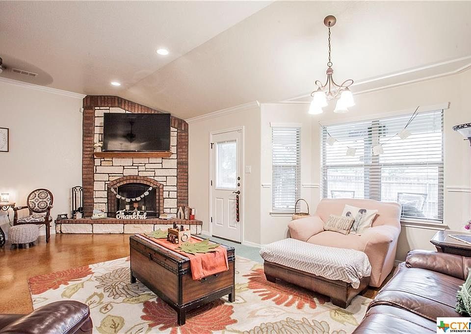 2nd image of 8705 Hansom Cab Cir