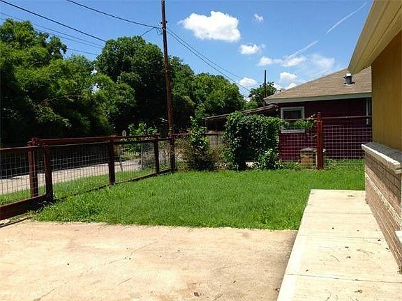 Looking onto Lynn street from front of house.