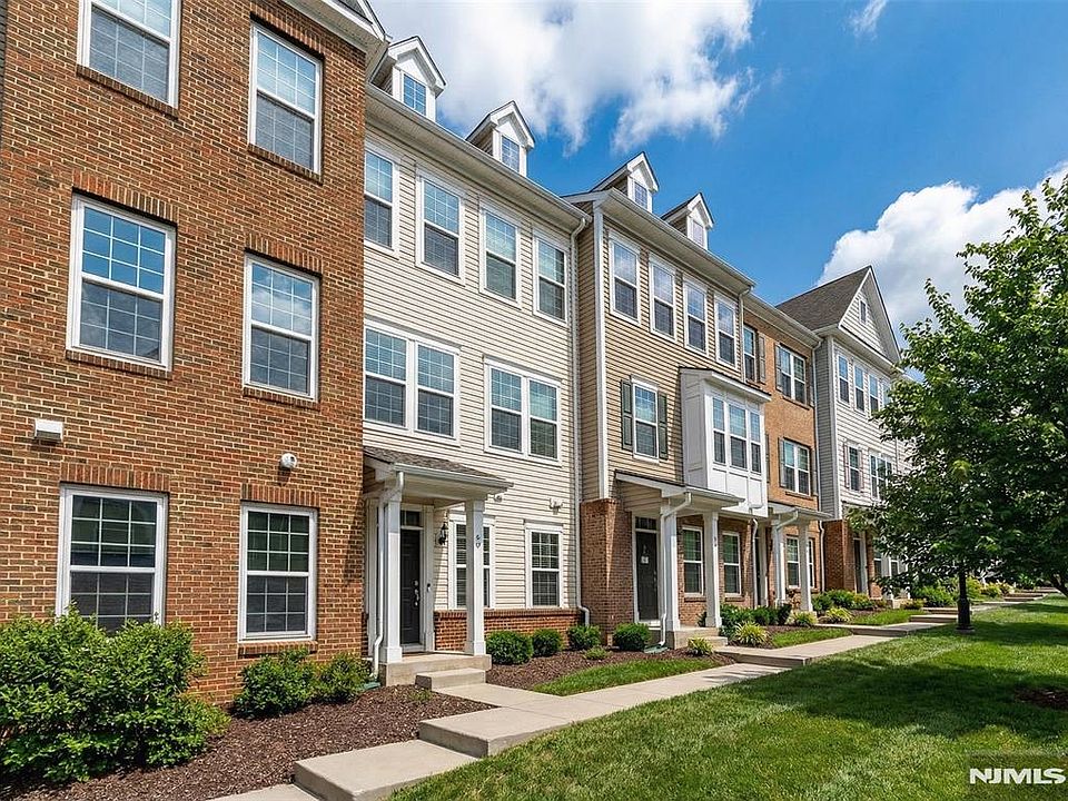 1st image of 62 Truman Dr