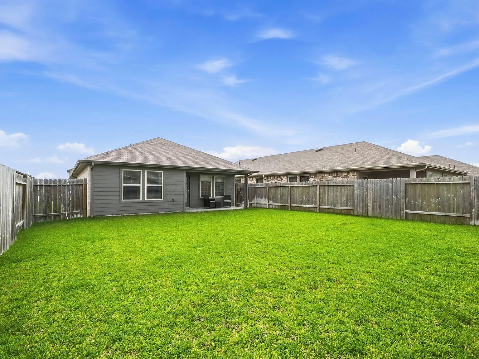 3 bed, 2.0 bath, 1535 sqft, $1,800 — Photo 3