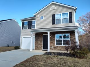 8020 Starnes Randall Rd, Charlotte, NC 28215