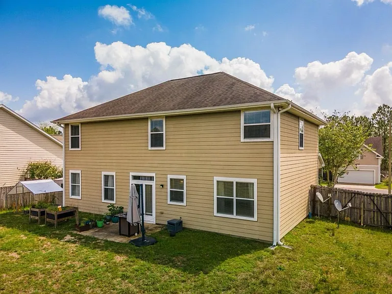 313 Scotch Pine Ln — Photo 41