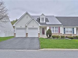 1256 Lindenwood Ln, Easton, PA 18040