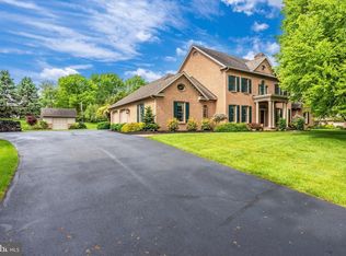 355 Moss Spring Ave, Greencastle, PA 17225