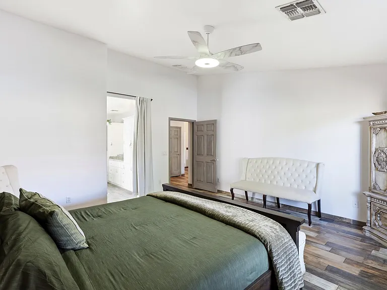 15276 W Watson Ln — Photo 19