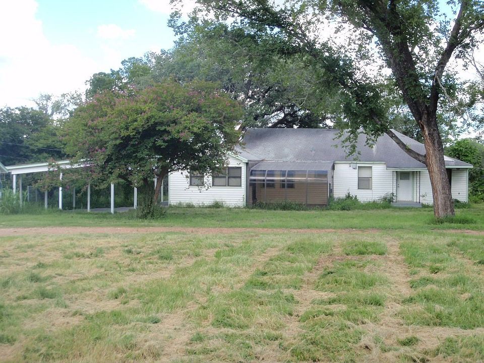 1st image of 103 3rd Ave