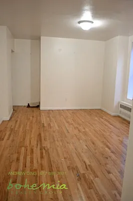 Rented by Bohemia Realty Group | media 22