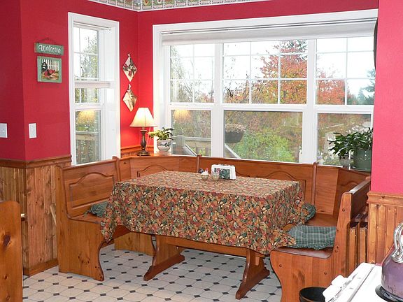 breakfast nook