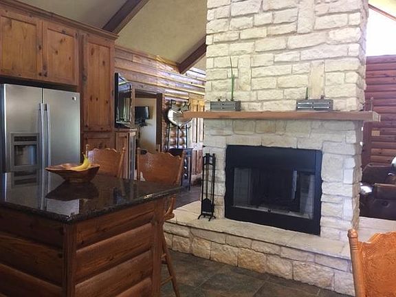 5th image of 5711 Pine Hill Dr