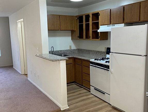 2nd image of 7336 Independence Ave #11251215