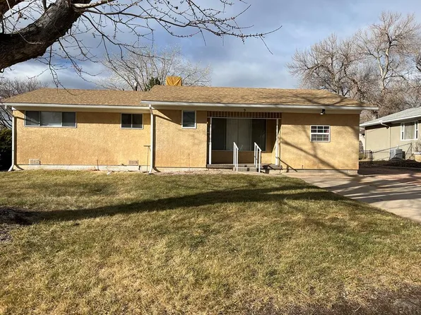 9 Robertson Rd, Pueblo, CO 81001