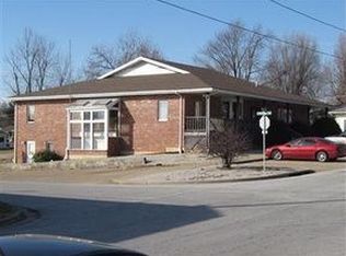 205 N Pike Ave, Bolivar, MO 65613