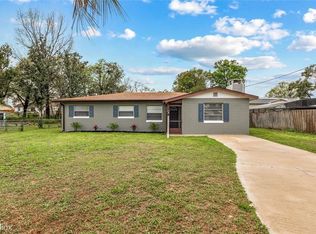216 E Holly Dr, Orange City, FL 32763