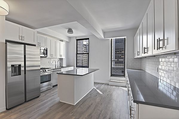 1st image of 65 W 55th St Penthouse N