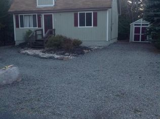 6282 Park Pl, Tobyhanna, PA 18466