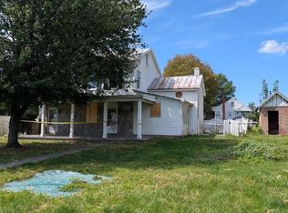 707 W Penn Ave, Robesonia, PA 19551