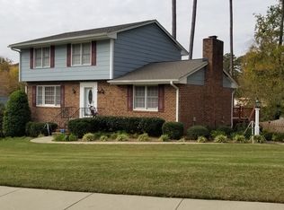 3013 Arrowwood Dr, Raleigh, NC 27604