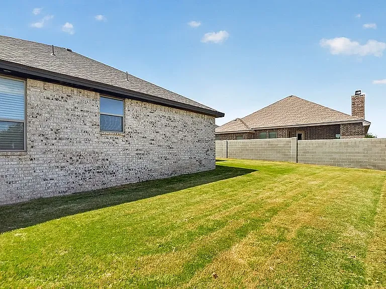 1209 Rhett Dr — Photo 20