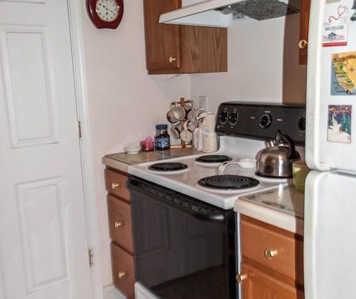 3rd image of 2318 Sunnywood Ln