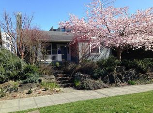 2738 44th Ave SW, Seattle, WA 98116