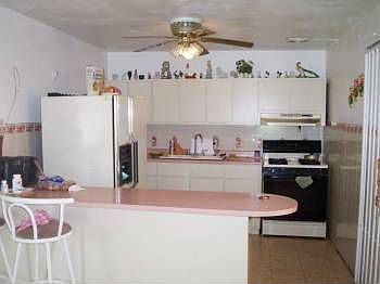2nd image of B78 Calle Tirado Garcia