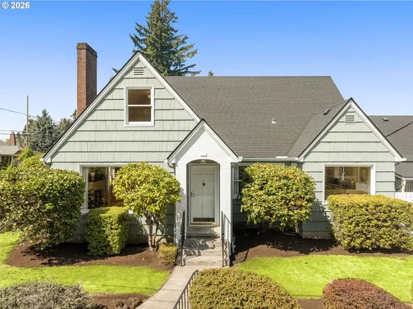6909 NE Davis St, Portland, OR 97213