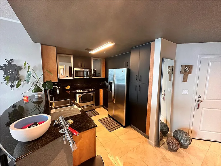 7900 Harbor Island Dr #1219 — Photo 10