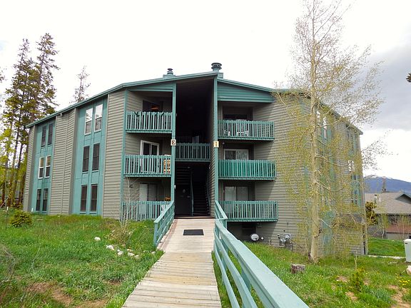 Treehouse Building E Exterior