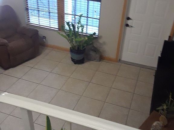 5th image of 5924 Village Cir #5924