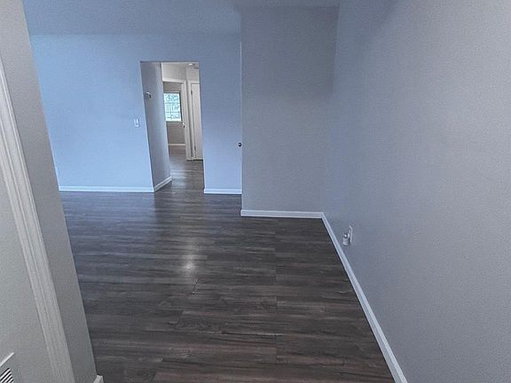 3rd image of 203 Lake Pointe Circle #203