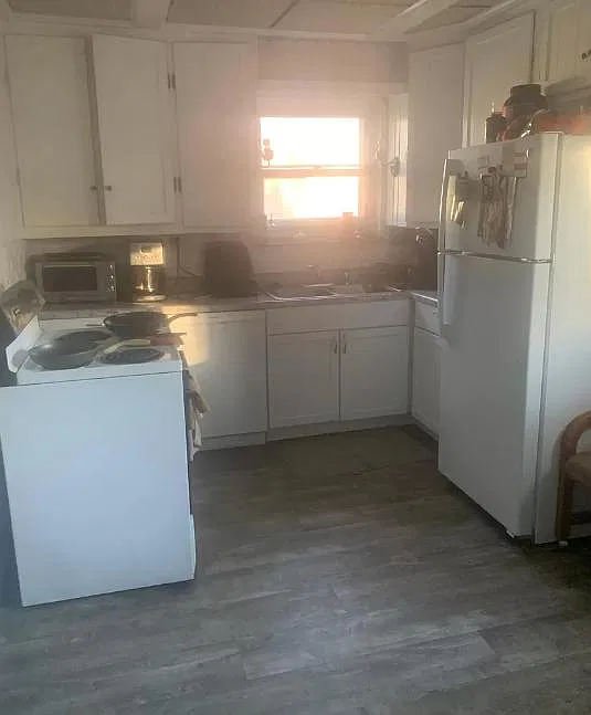 4 bed, 1063 sqft, $2,800 — Photo 2