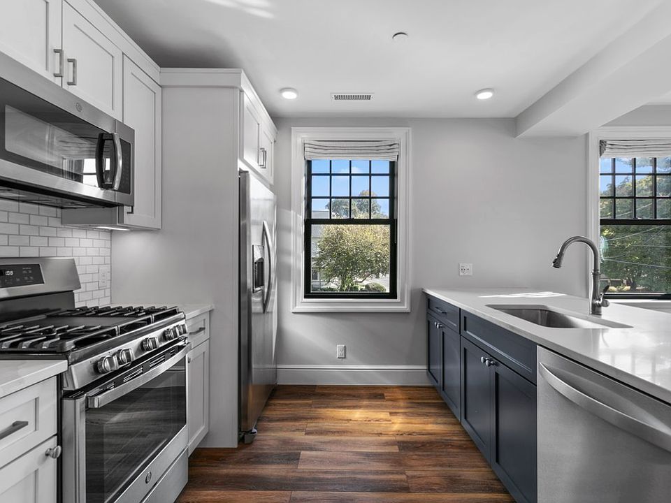 1st image of 87 East Ave #2-A