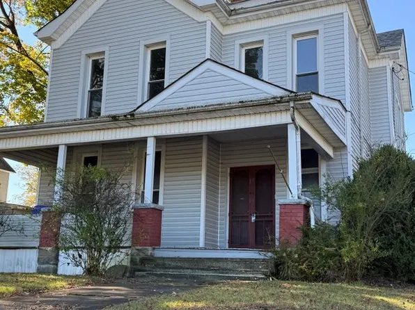 83 S Mercer St Unit 201, Greenville, PA 16125