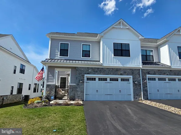 923 Stable Way, Downingtown, PA 19335