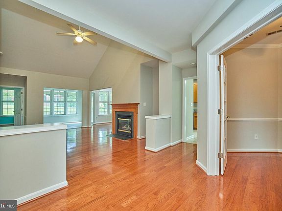 5th image of 13700 Paddock Ct