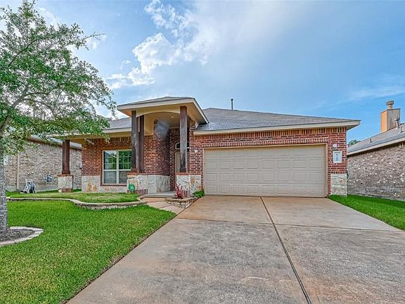 5th image of 8710 Alicia Dr