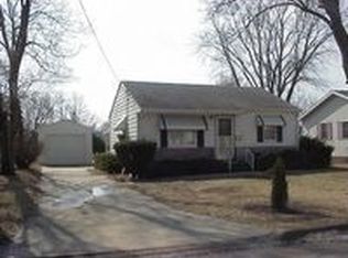 110 Prince St, Waterloo, IA 50703