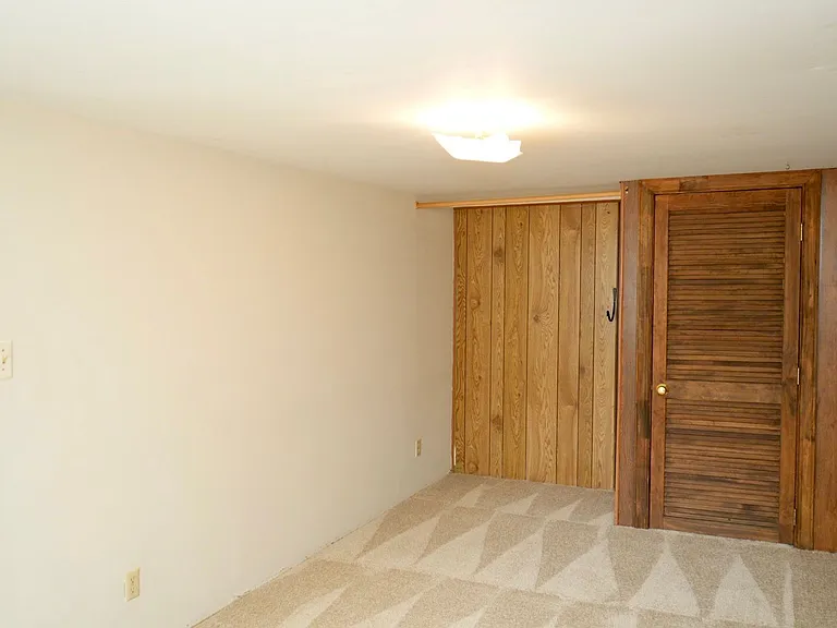109 Piedmont Ave N — Photo 7