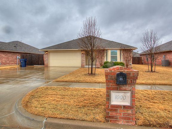 4th image of 1000 Willowood Dr
