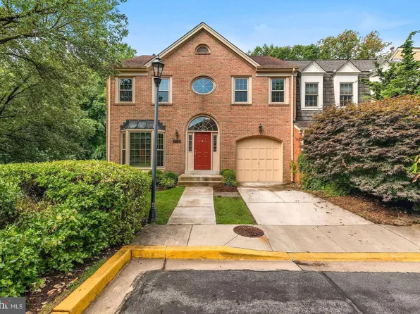 10127 Crestberry Pl, Bethesda, MD 20817